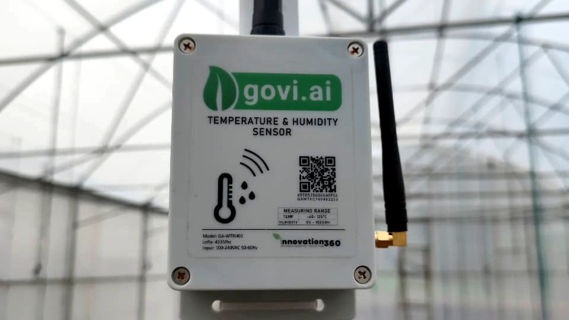 Smart farm automation cabinet for AI agriculture systems